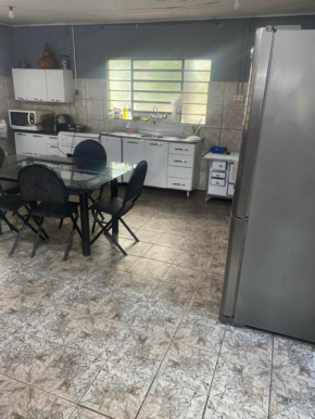 Casa para expodireto 4 quartos